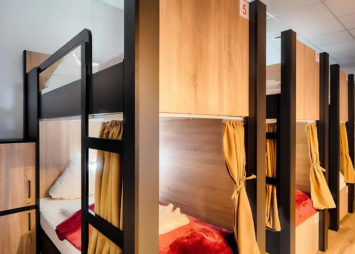 Hostal Westlight *